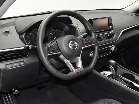 Certified 2022 Nissan Altima 2.5 S FWD image 14