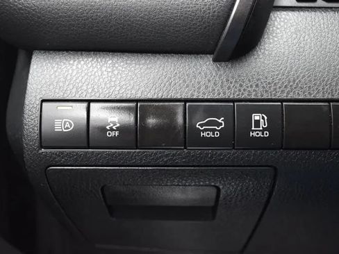 Used 2024 Toyota Camry SE FWD image 21