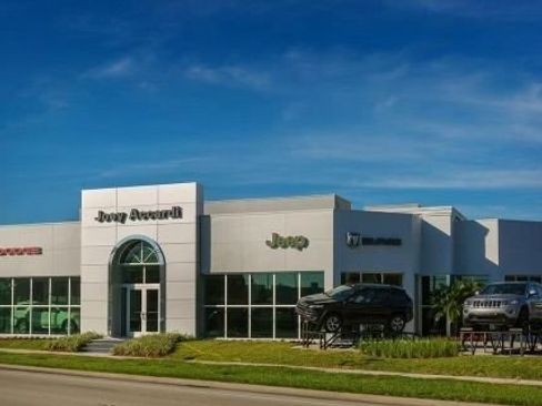 New 2026 Jeep Grand Cherokee Limited w/ Limited Altitude Package image 36