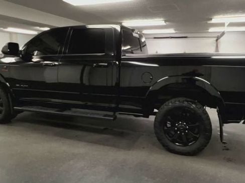 Used 2022 RAM 2500 Laramie AWD/4WD image 6