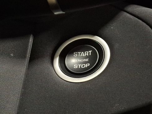 Certified 2026 Land Rover Range Rover Velar S image 25