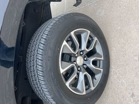 Used 2023 Chevrolet Silverado 1500 LT image 33