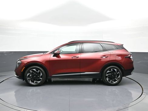 Certified 2025 Kia Sportage SX FWD image 9