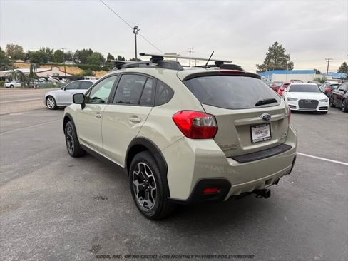 Used 2014 Subaru Crosstrek 2.0i Premium AWD/4WD image 5