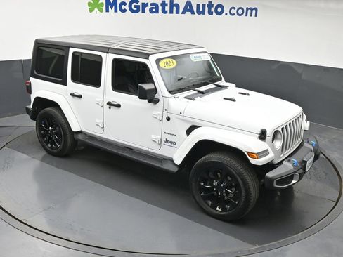 Used 2023 Jeep Wrangler Unlimited Sahara w/ Cold Weather Group AWD/4WD image 3