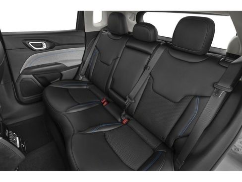 Used 2022 Jeep Compass Latitude w/ Convenience Group AWD/4WD image 51