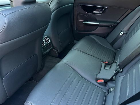 Used 2025 Mercedes-Benz C 300 Sedan image 11