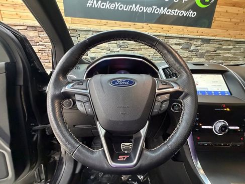 Used 2020 Ford Edge ST w/ Cold Weather Package AWD/4WD image 17
