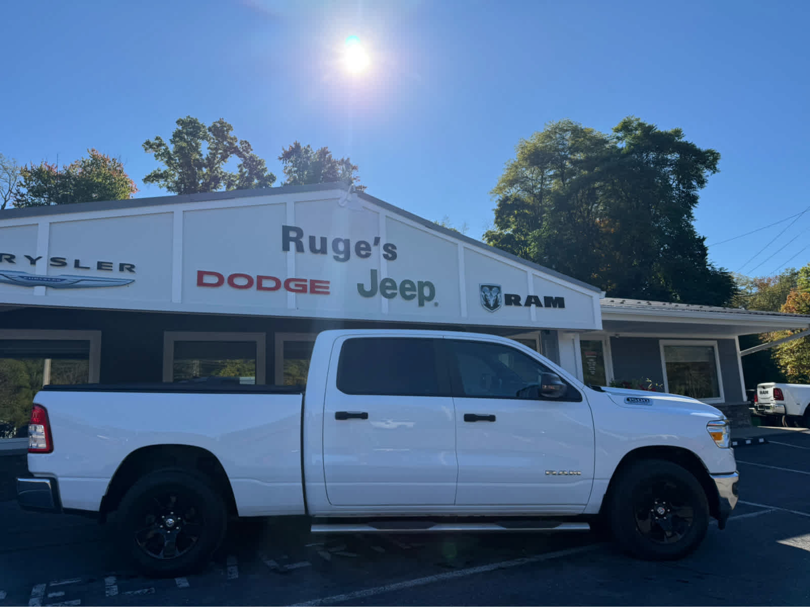 Used 2023 RAM 1500 Big Horn AWD/4WD image 2