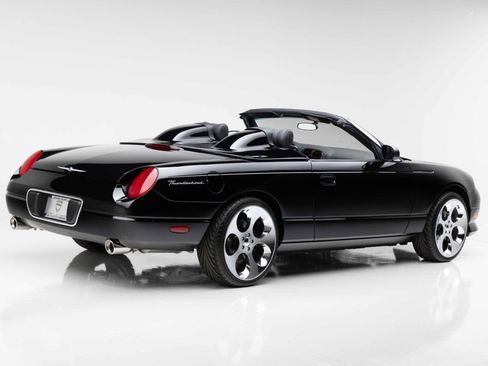 Used 2002 Ford Thunderbird RWD image 11
