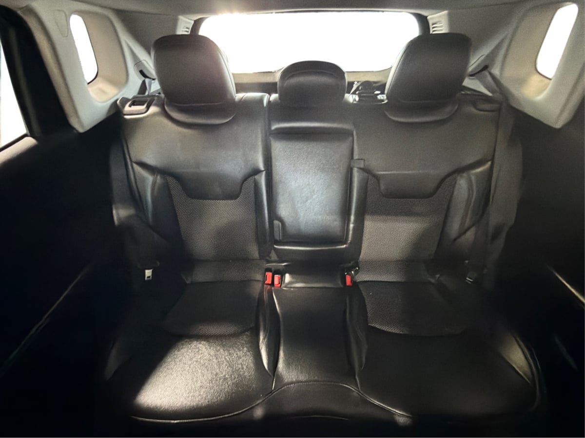 Used 2021 Jeep Compass Trailhawk AWD/4WD image 18