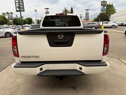 Used 2019 Nissan Frontier S image 6