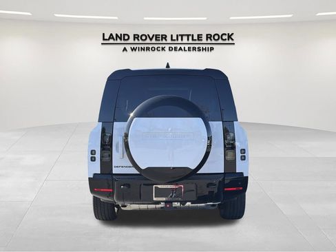 New 2026 Land Rover Defender 130 X-Dynamic SE AWD/4WD image 8