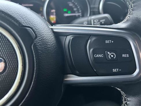 Used 2022 Jeep Wrangler Unlimited Sahara w/ Cold Weather Group image 22