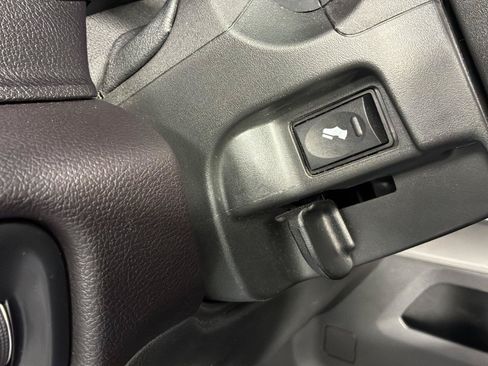 Used 2022 RAM 2500 Laramie AWD/4WD image 24