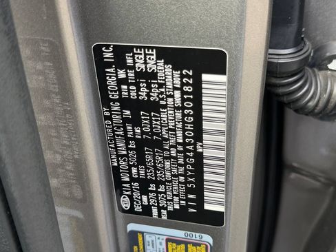 Used 2017 Kia Sorento FWD image 28