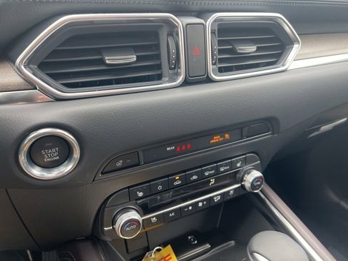 New 2025 MAZDA CX-5 Signature image 39