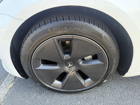 Used 2023 Tesla Model 3 Standard Range RWD image 39