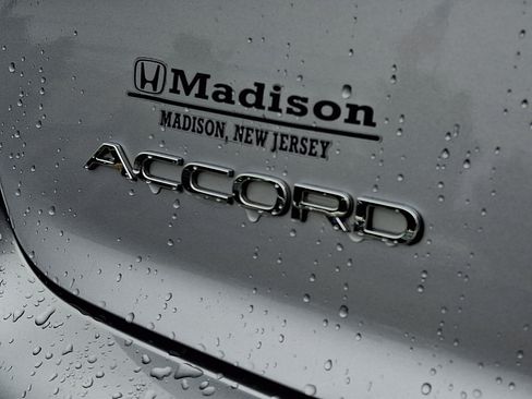 Used 2023 Honda Accord EX image 31