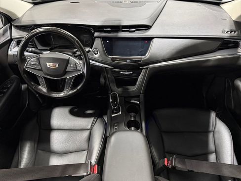 Used 2019 Cadillac XT5 Luxury image 37