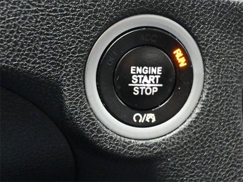 Used 2022 Dodge Charger R/T image 29