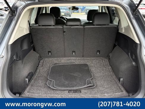 Used 2023 Volkswagen Tiguan SE w/ Panoramic Sunroof Package AWD/4WD image 17