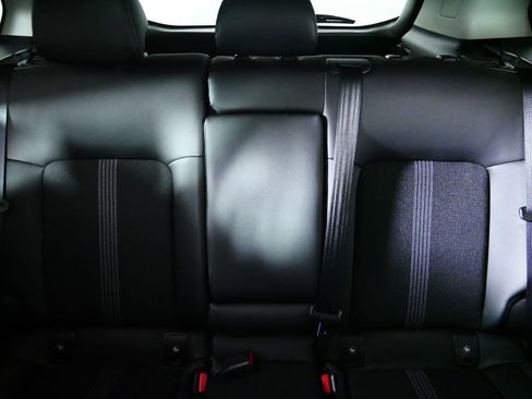 Used 2025 MAZDA CX-50 AWD 2.5 S w/ Premium Package image 13
