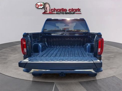 Used 2025 GMC Sierra 1500 SLT image 9