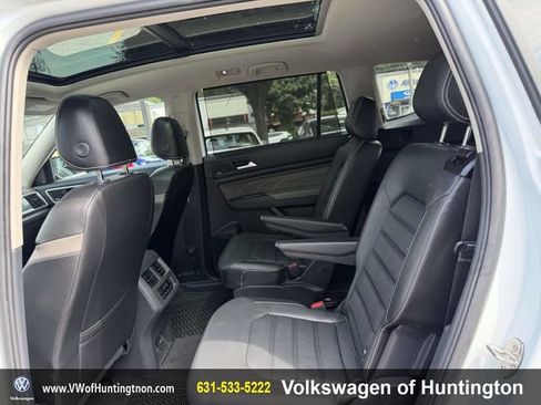 Certified 2023 Volkswagen Atlas SEL Premium AWD/4WD image 10