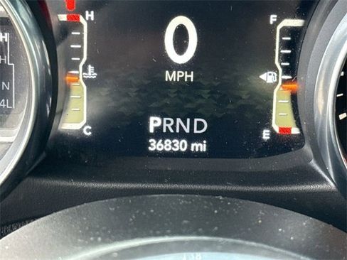 Used 2019 Jeep Wrangler Unlimited Sahara image 39