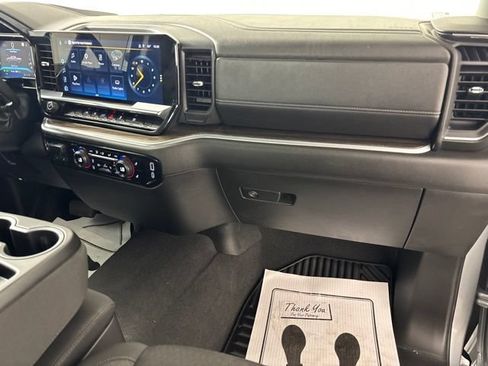 Used 2026 Chevrolet Silverado 1500 LT AWD/4WD image 29