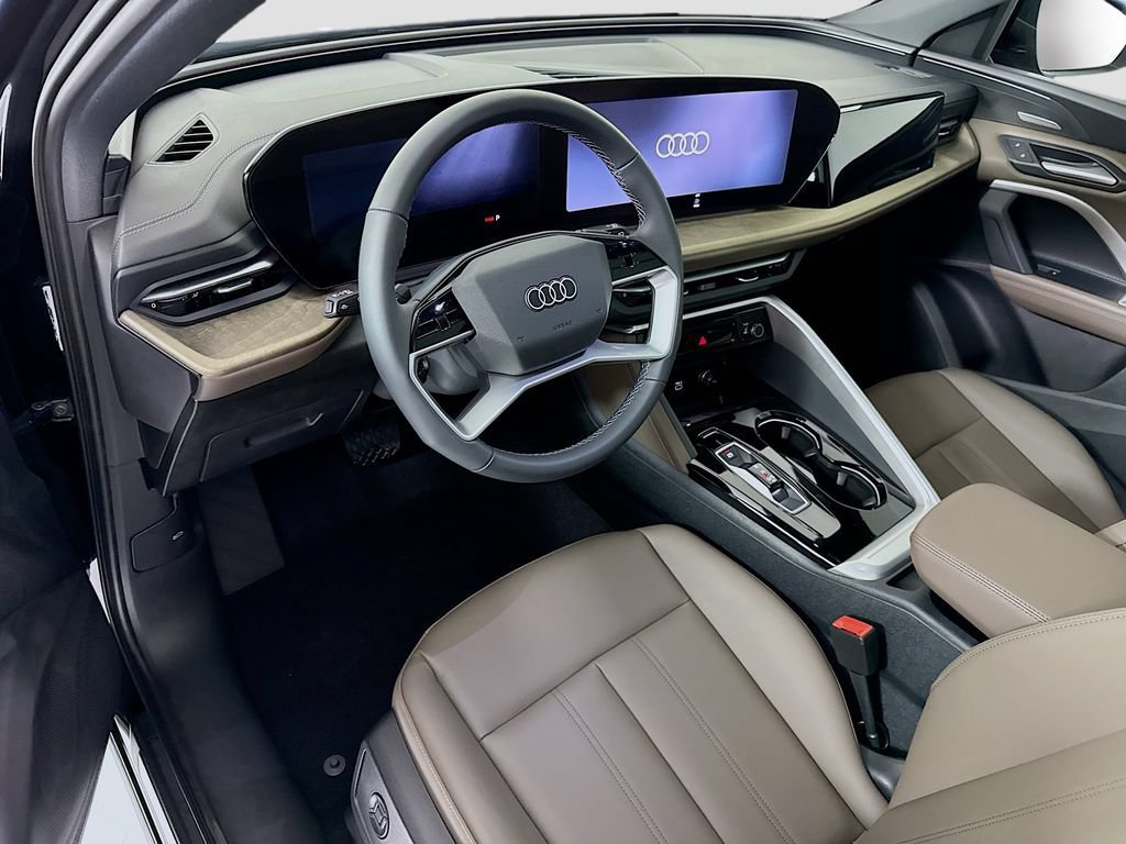 Used 2026 Audi Q5 Premium Plus w/ Premium Plus AWD/4WD image 11