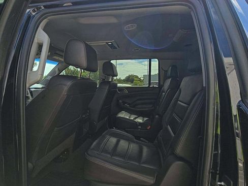 Used 2019 GMC Yukon XL Denali w/ Denali Ultimate Package AWD/4WD image 5