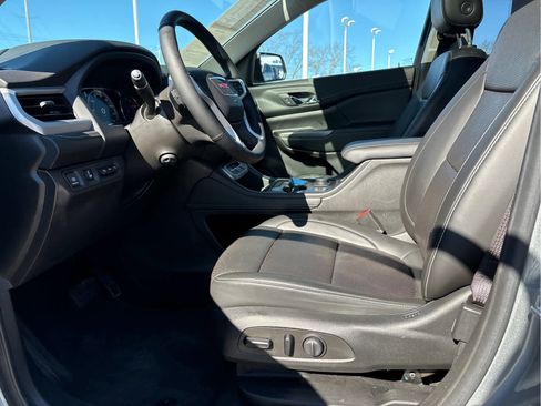 Certified 2023 GMC Acadia SLT w/ Elevation Edition image 8