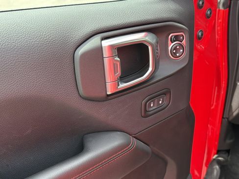 Used 2024 Jeep Wrangler Unlimited Rubicon 392 AWD/4WD image 10