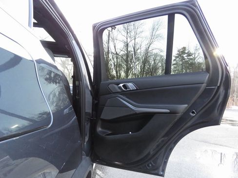 Used 2019 BMW X5 xDrive40i image 15