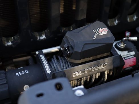 Used 2016 Jeep Wrangler Unlimited Rubicon w/ Connectivity Group image 30