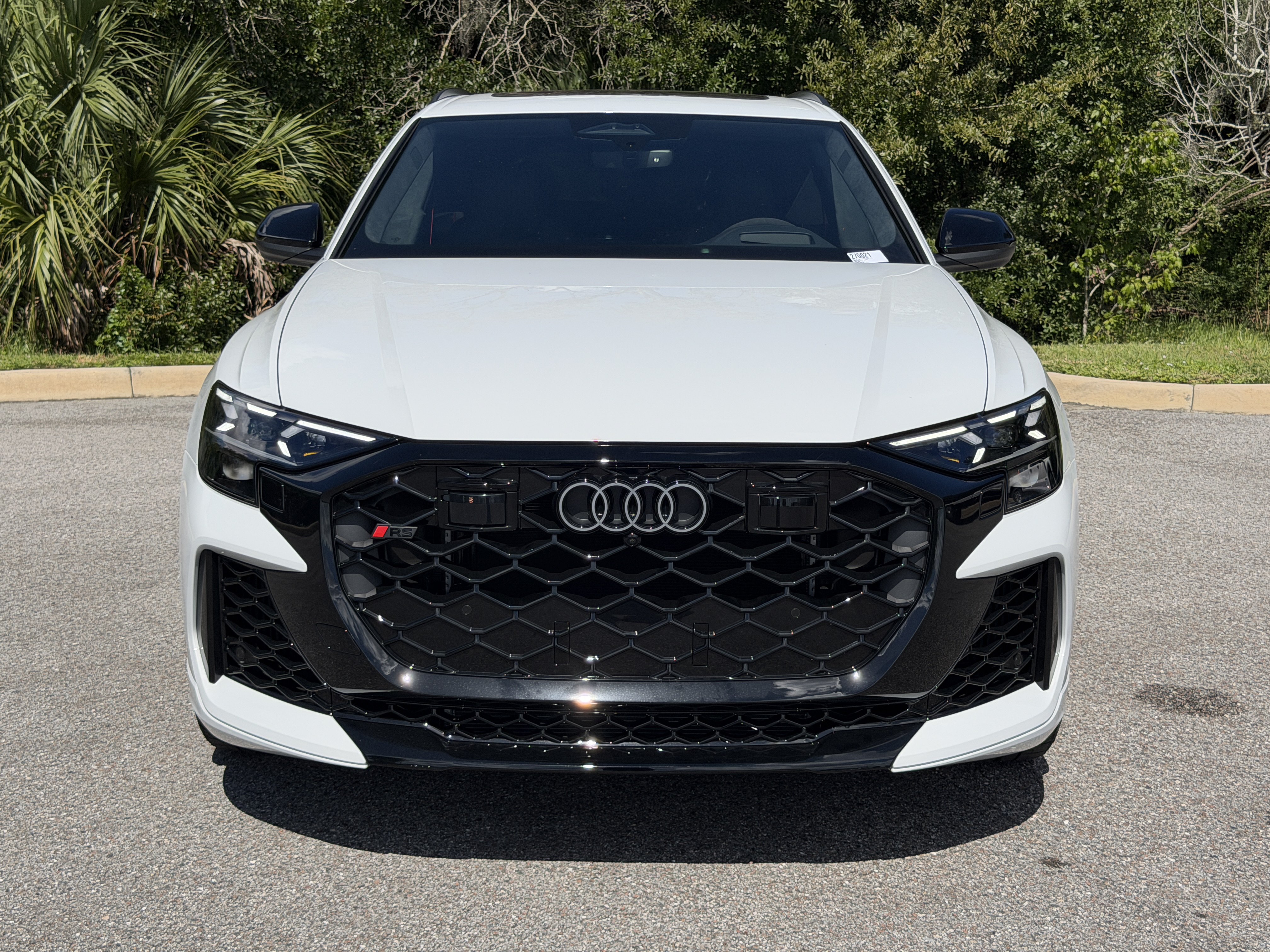 New 2027 Audi RS Q8 performance AWD/4WD image 2