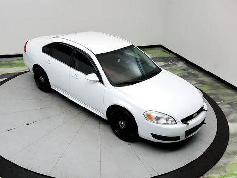 Used 2016 Chevrolet Impala Police FWD image 28