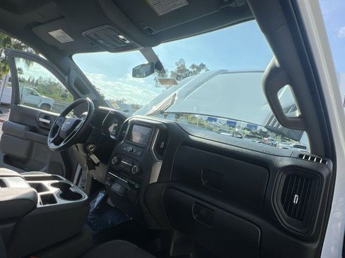 Used 2023 Chevrolet Silverado 2500 W/T w/ WT Convenience Package image 27