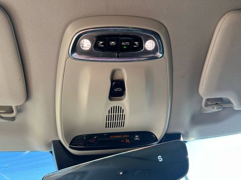 Used 2018 Volvo XC90 T5 Momentum w/ Convenience Package image 16