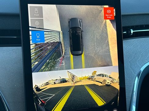 New 2025 Volvo EX90 Ultra image 18