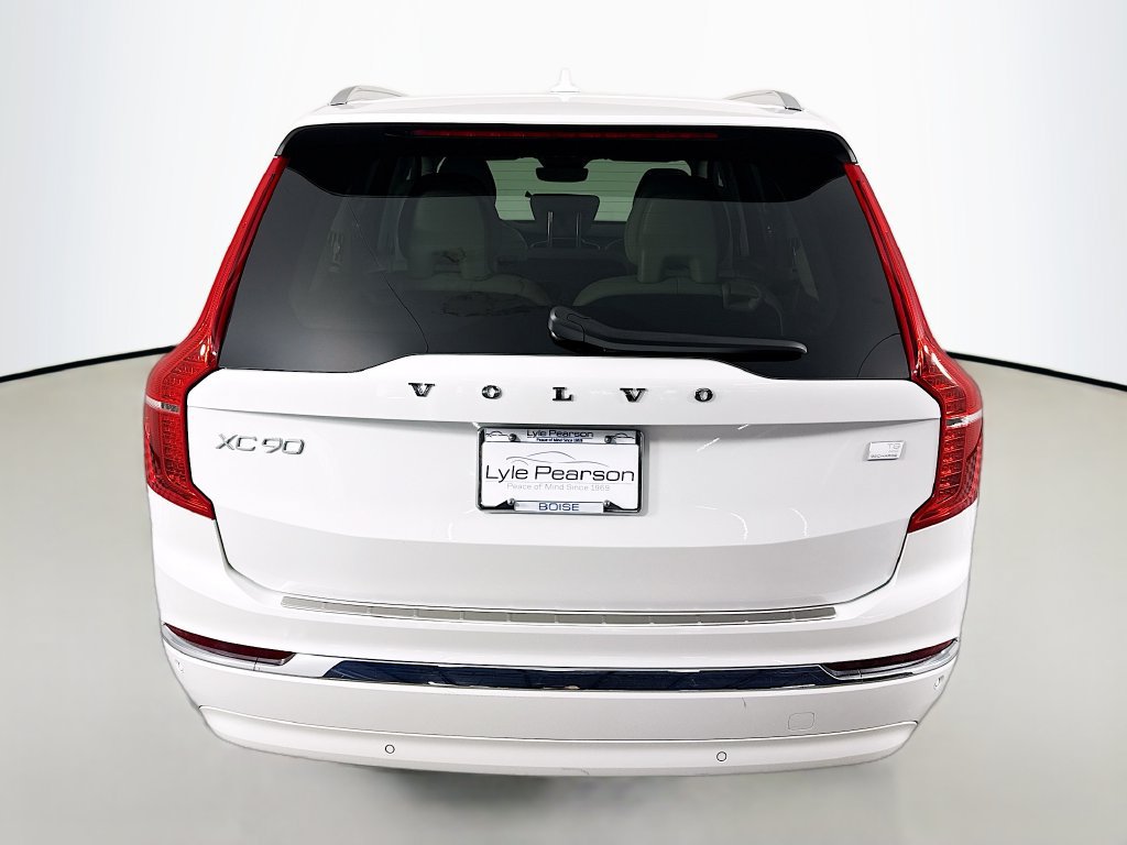 Used 2024 Volvo XC90 T8 Plus w/ Protection Package Premier AWD/4WD image 10