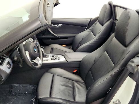 Used 2012 BMW Z4 sDrive35i RWD image 21