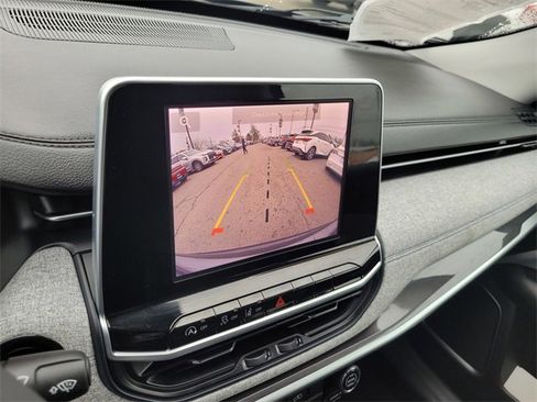 Used 2022 Jeep Compass Latitude image 22