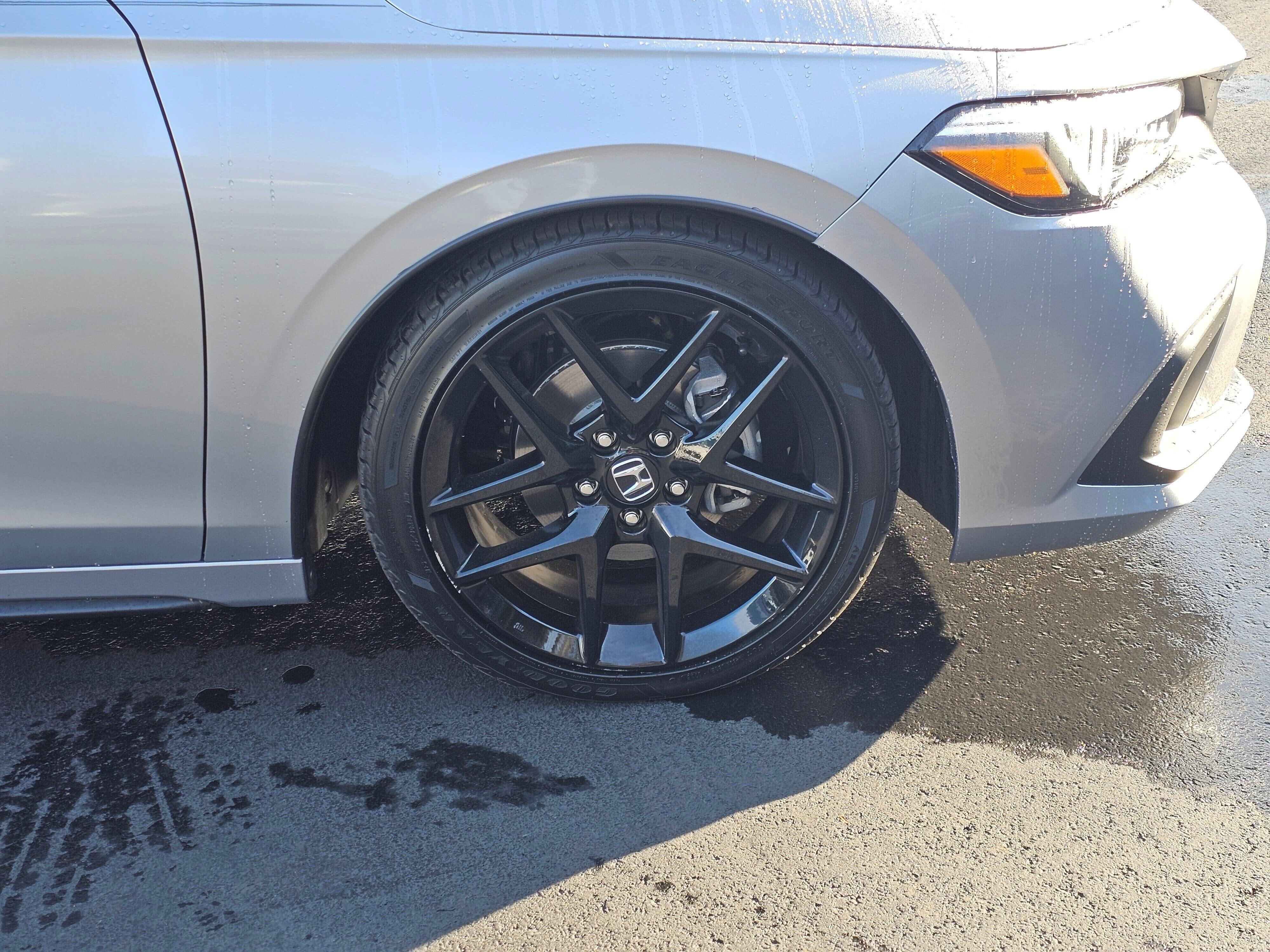 Used 2024 Honda Civic Sport image 9