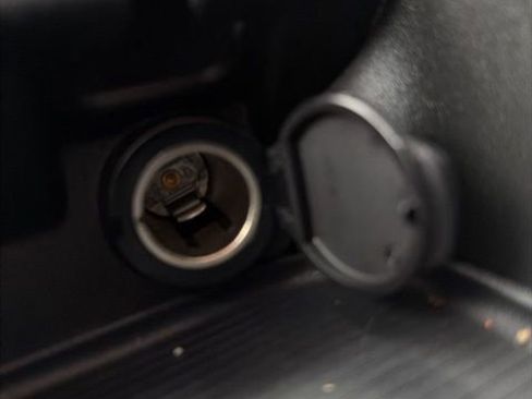 Used 2018 RAM 1500 Laramie Longhorn image 45