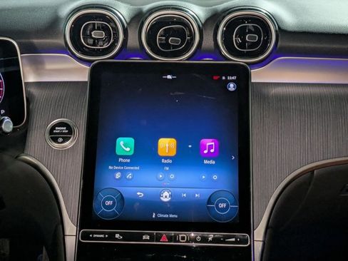 Certified 2025 Mercedes-Benz GLC 300 image 17