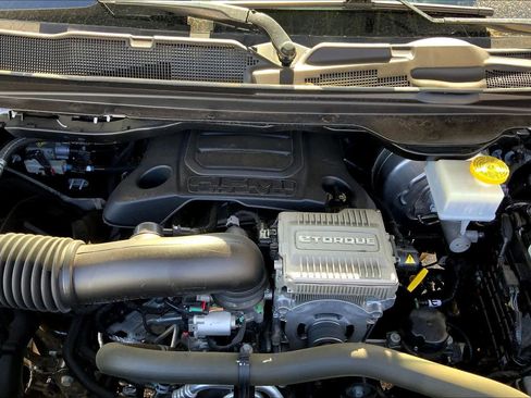 Used 2023 RAM 1500 Limited image 33