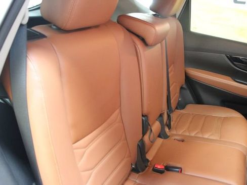 Used 2020 Nissan Rogue SL AWD/4WD image 9